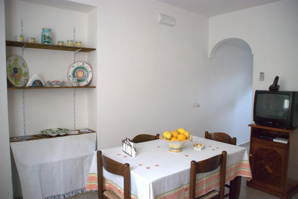 B&B La Selva Santa Позитано Экстерьер фото